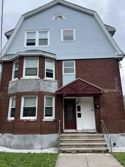145 Glen St, New Britain, CT 06051