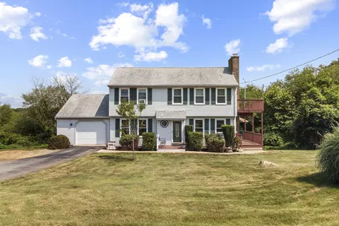 37 Noyes Ave, Stonington, CT 06378