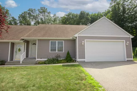 20 Commonway Dr #20, Brooklyn, CT 06234