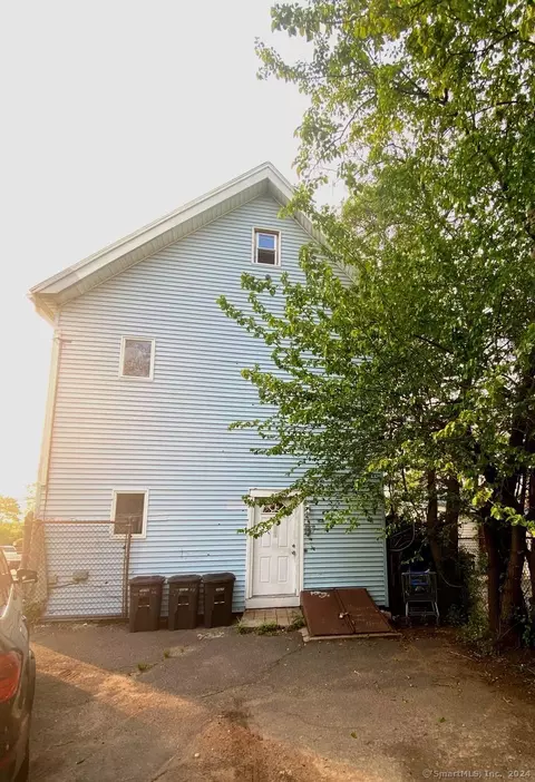 501 Blatchley Ave, New Haven, CT 06511