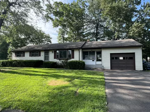 18 Post Rd, Enfield, CT 06082