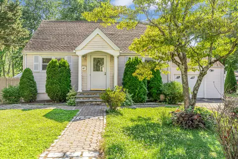 61 Glenwood Ave, Norwalk, CT 06854