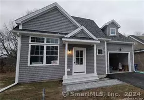 15 Ivy Hill Rd, Waterford, CT 06385