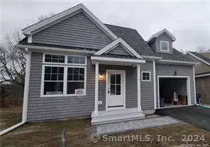 38 Ivy Hill Rd, Waterford, CT 06385
