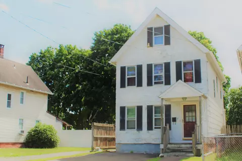 84 4th Ave, West Haven, CT 06516