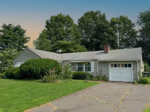 84 Brentwood Rd, Newington, CT 06111
