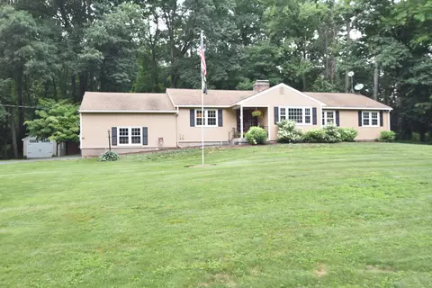 76 Blue Ridge Dr, Somers, CT 06071