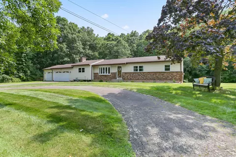 700 Mountain Rd, Hamden, CT 06514