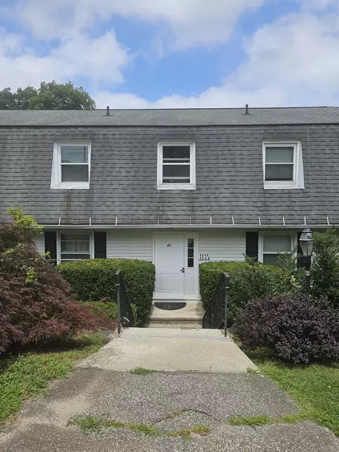 47 Armand Dr #5, Waterbury, CT 06708