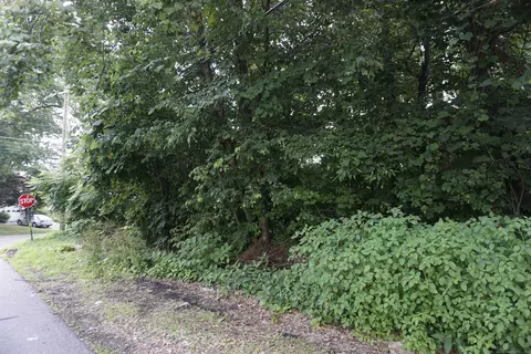 Charles Street, Torrington, CT 06790