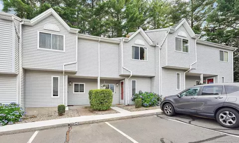 155 Redstone Hill Rd #193, Bristol, CT 06010