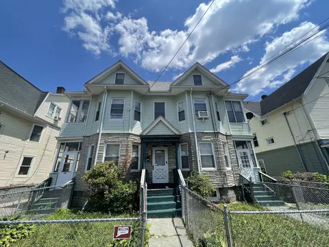 36-38 Lenox St, Hartford, CT 06112