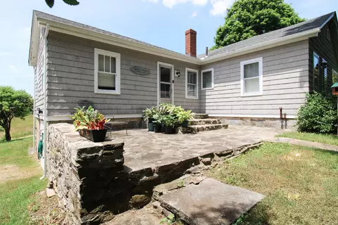 117 Rood Rd, Hampton, CT 06247