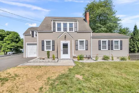 134 Clifton Ave, West Hartford, CT 06107