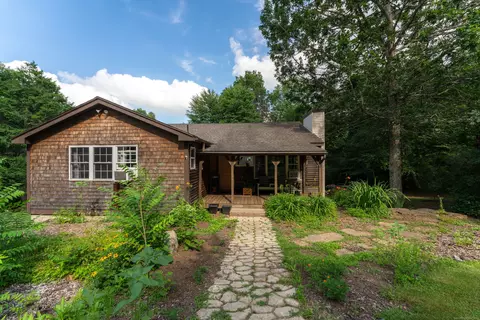 927 Brickyard Rd, Woodstock, CT 06281