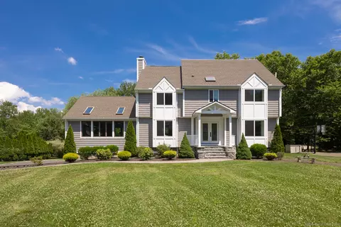 236 Sterling Rd, Trumbull, CT 06611