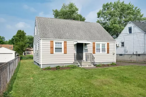 47 Benson St, New Britain, CT 06051