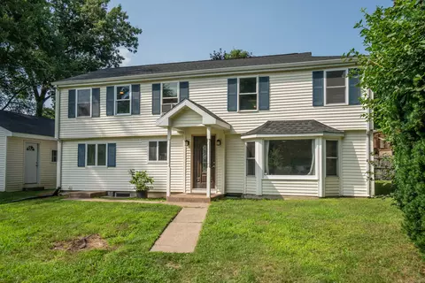 4 Pond St, Unionville, CT 06085