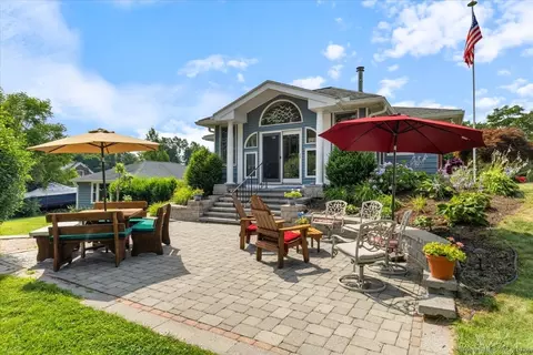 3 Wightman Pl, Cromwell, CT 06416