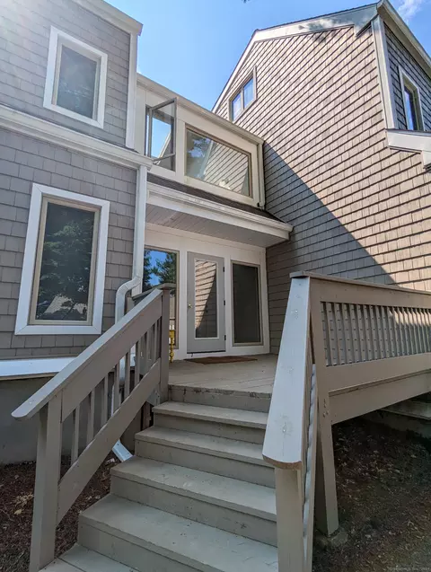360 Fountain St #18, New Haven, CT 06515