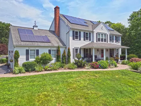 36 Devonshire Ln, Madison, CT 06443 photo 1