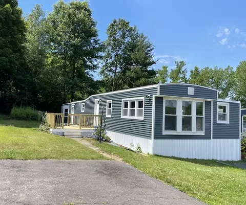 27 Patricia Ln, Naugatuck, CT 06770