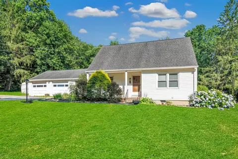 254 Thompson St, Shelton, CT 06484