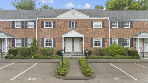 253 Bridge St #253, Stamford, CT 06905