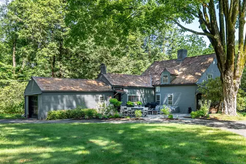 245 West St, Morris, CT 06763