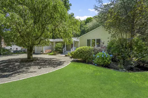 135 Silvermine Ave, Norwalk, CT 06850