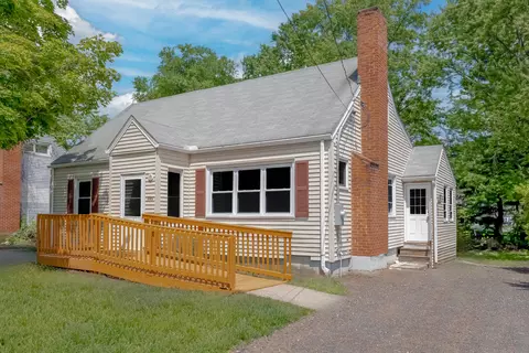 146 Federal St, West Hartford, CT 06110