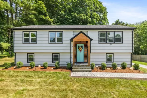 7 Van Dyke Ln, Clinton, CT 06413