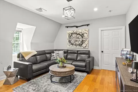 295 Ridge Rd #12, Wethersfield, CT 06109