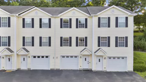 38 Hooper St #15, Norwich, CT 06360