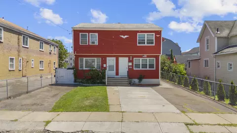 387 Charles St, Bridgeport, CT 06606
