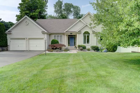 265 Whitewood Dr, Rocky Hill, CT 06067