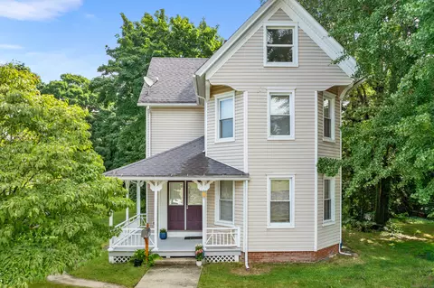 165 Crystal Ave, New London, CT 06320