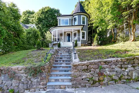 29 Revere St, Waterbury, CT 06708