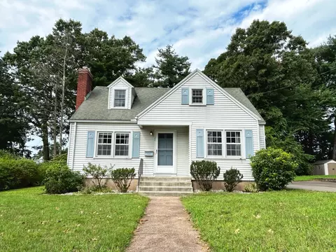 20 Falknor Dr, Manchester, CT 06040