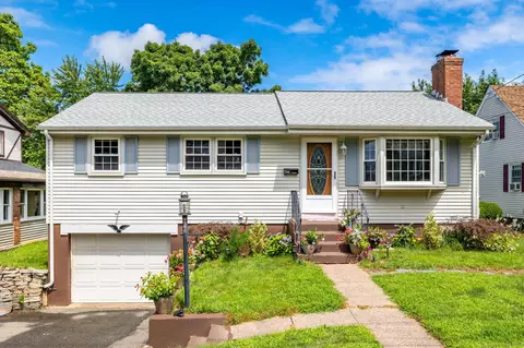 266 Fowler Ave, Middletown, CT 06457
