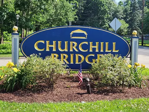 37 Churchill Way #37, Newington, CT 06111