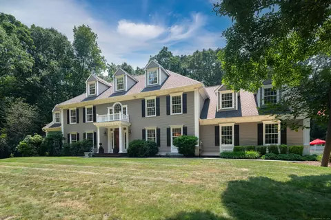 427 Bartlett Dr, Madison, CT 06443 photo 1