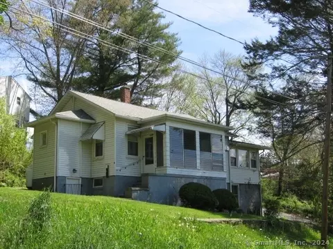 6 Phelps Ave, Watertown, CT 06779