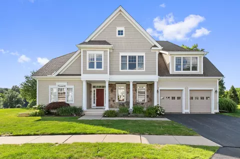 23 Carnoustie Cir #23, Bloomfield, CT 06002