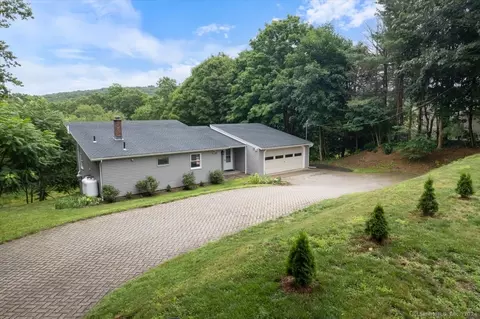 23 Belmont Ave, Deep River, CT 06417