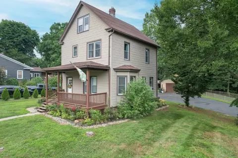 43 Clintonville Rd, North Haven, CT 06473