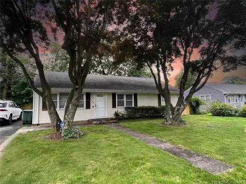 3499 Old Town Rd, Bridgeport, CT 06606