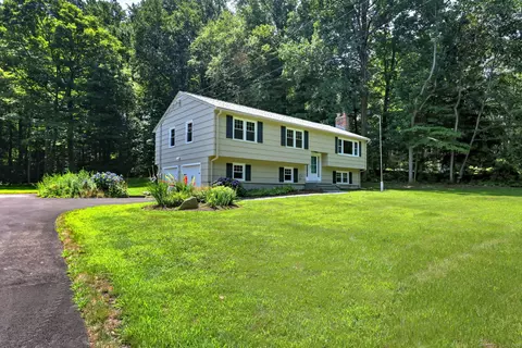 78 Osborn Ln, Monroe, CT 06468