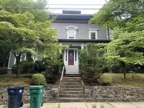70 Humphrey St, Seymour, CT 06483