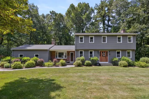 107 Green Tree Ln, Somers, CT 06071